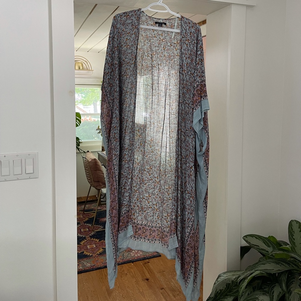 American Eagle Floral Kimono